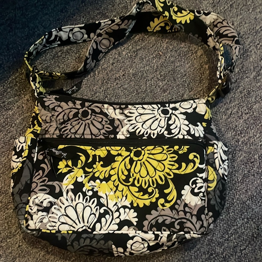New condition Vera Bradley purse!